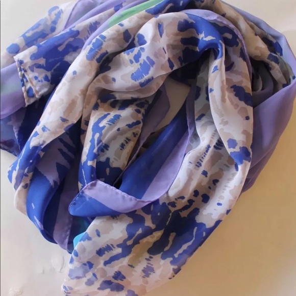 NWT Cynthia Rowley Women Scarf Tie Dye Violet Blue White Winter Beautiful - Picture 1 of 8